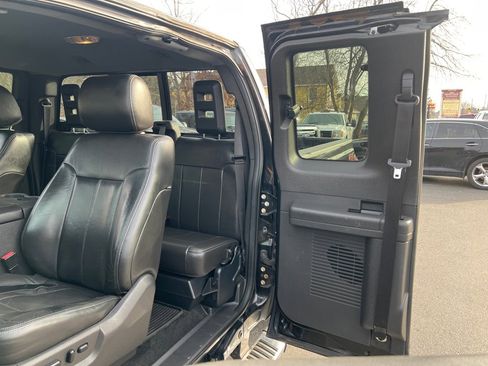 Used 2012 Ford F250 Lariat w/ Chrome Pkg image 10