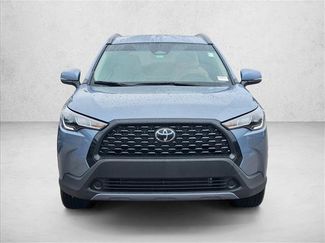 Used 2024 Toyota Corolla Cross LE video 2