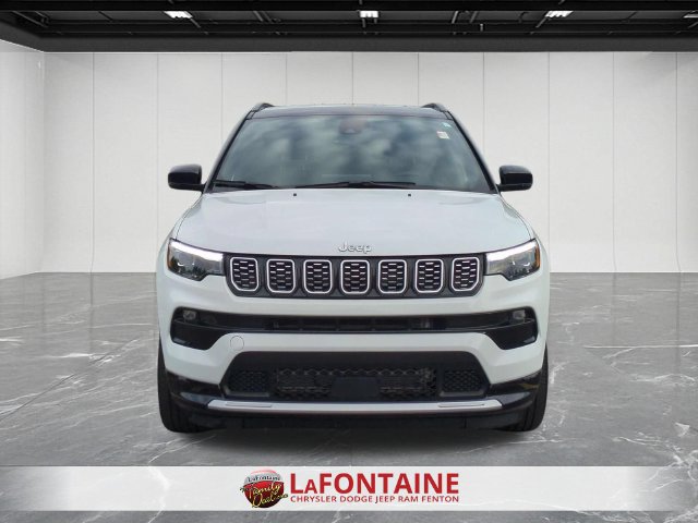 Used 2024 Jeep Compass Limited w/ Elite Group AWD/4WD image 8