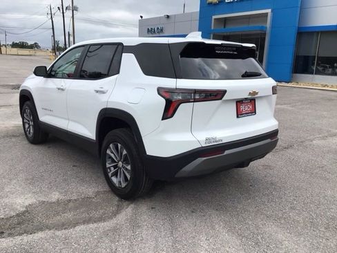 New 2026 Chevrolet Equinox LT FWD image 4