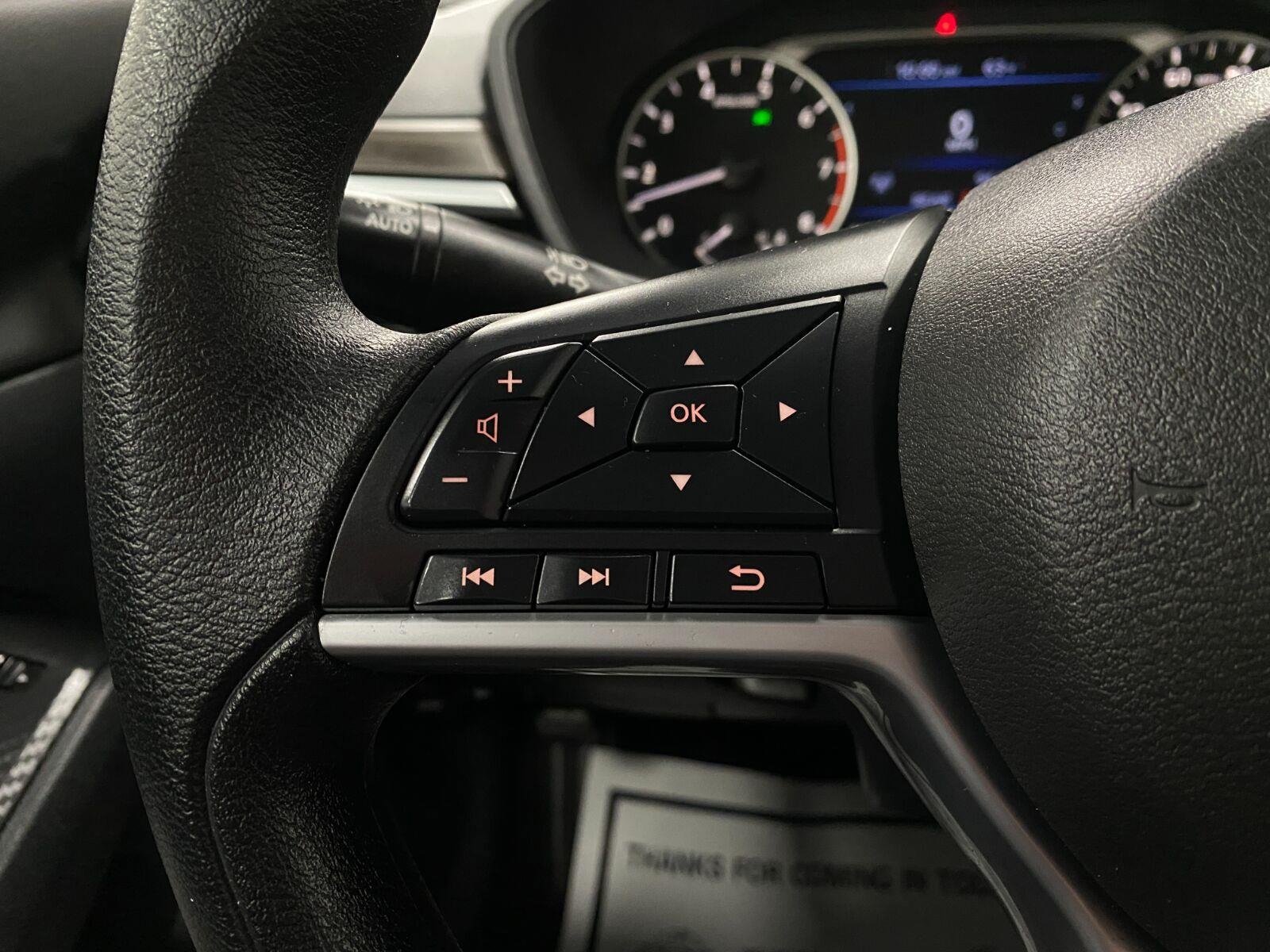 Certified 2025 Nissan Altima 2.5 SV FWD image 14