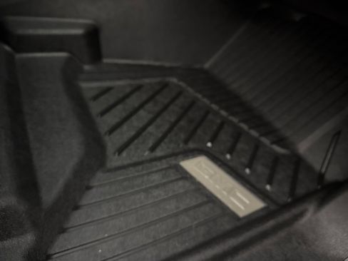 Used 2020 GMC Yukon XL SLT image 64