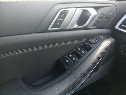 Used 2019 BMW X5 xDrive50i AWD/4WD image 23