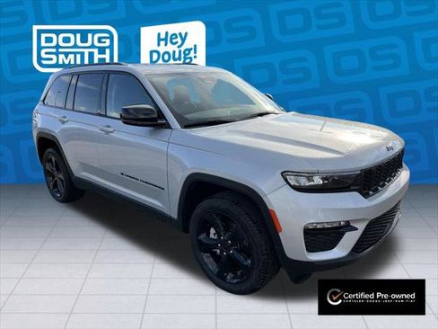 Certified 2023 Jeep Grand Cherokee Limited w/ Black Appearance Package AWD/4WD image 8