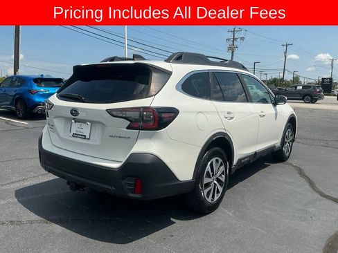 Used 2022 Subaru Outback Premium AWD/4WD image 5