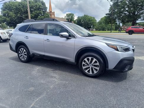 Used 2020 Subaru Outback Premium AWD/4WD image 7