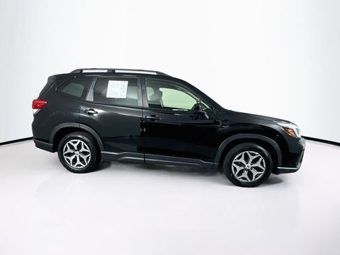 Used 2021 Subaru Forester Premium w/ Popular Package #1 AWD/4WD image 11