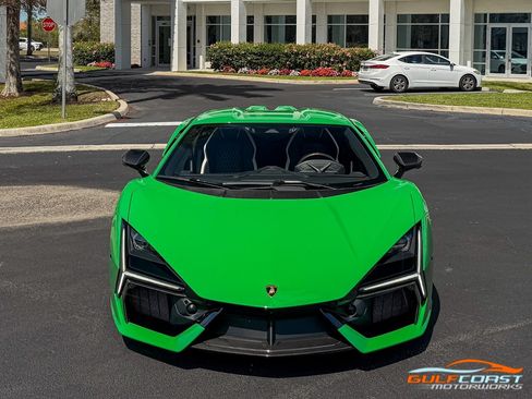 Used 2024 Lamborghini Revuelto AWD/4WD image 6