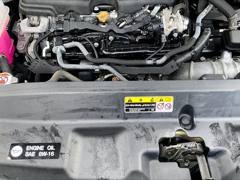 Certified 2023 Toyota Highlander LE image 33