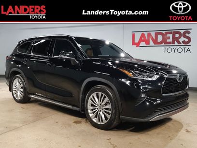 Used 2023 Toyota Highlander Platinum