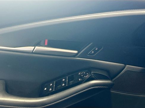 Used 2025 MAZDA CX-30 AWD 2.5 S w/ Select Sport Pkg image 18