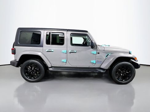 Used 2023 Jeep Wrangler Unlimited Sahara w/ Cold Weather Group image 3