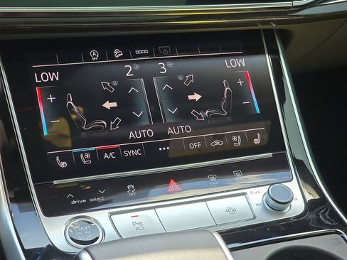 Used 2025 Audi Q8 Premium Plus w/ Premium Plus Package AWD/4WD image 20