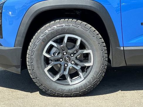 New 2026 Chevrolet Equinox ACTIV w/ Convenience Package III image 37