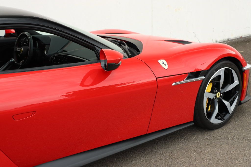 Certified 2026 Ferrari 12Cilindri RWD image 32