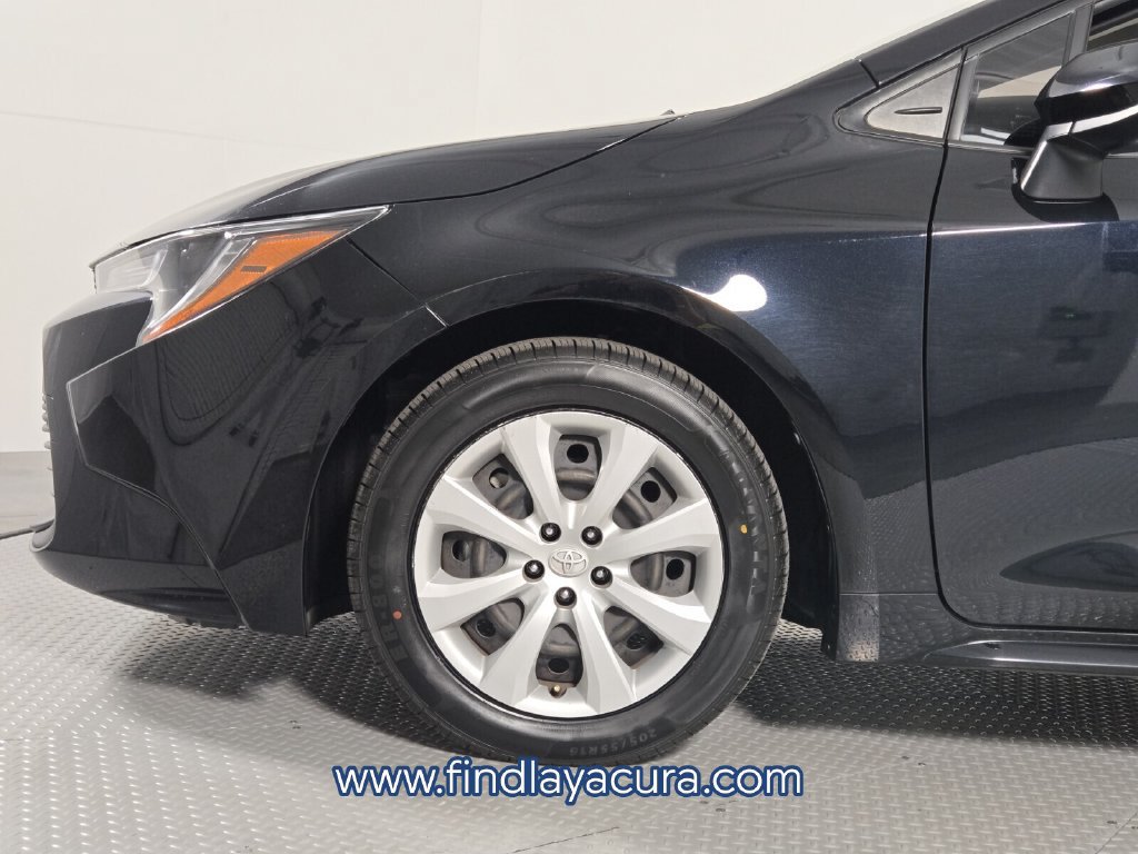 Used 2024 Toyota Corolla LE FWD image 11