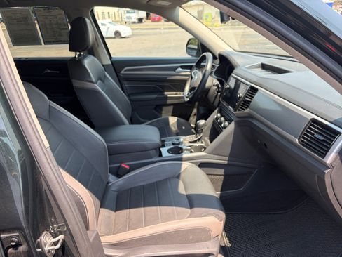 Used 2021 Volkswagen Atlas SEL Premium AWD/4WD image 19