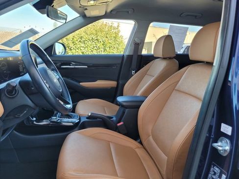 Certified 2024 Kia Seltos EX FWD image 13