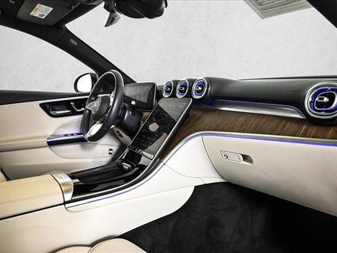 Used 2023 Mercedes-Benz C 300 4MATIC Sedan image 24