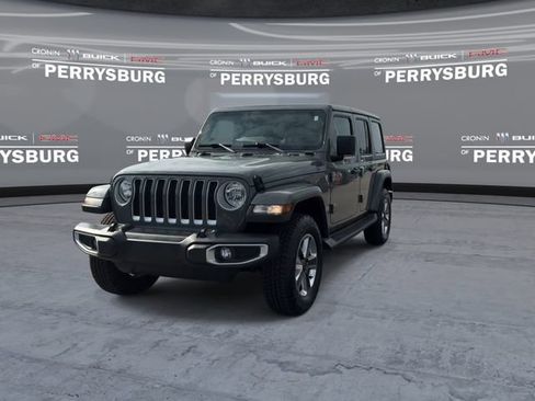 Used 2018 Jeep Wrangler Unlimited Sahara AWD/4WD image 3
