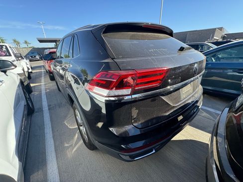 Used 2021 Volkswagen Atlas Cross Sport S AWD/4WD image 3