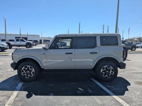 New 2026 Ford Bronco Outer Banks image 8