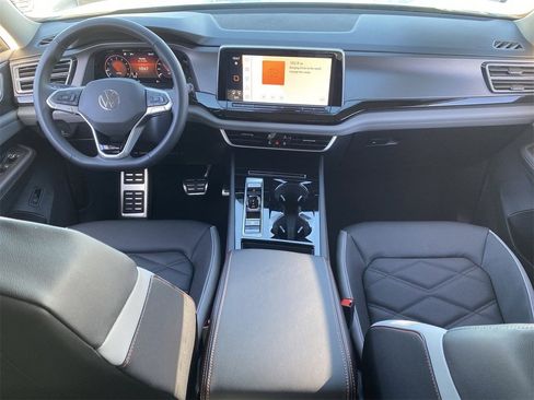 New 2026 Volkswagen Atlas Peak Edition image 11
