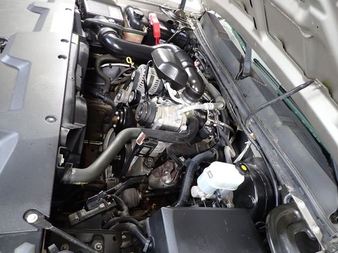 Used 2009 Chevrolet Silverado 1500 W/T RWD image 11