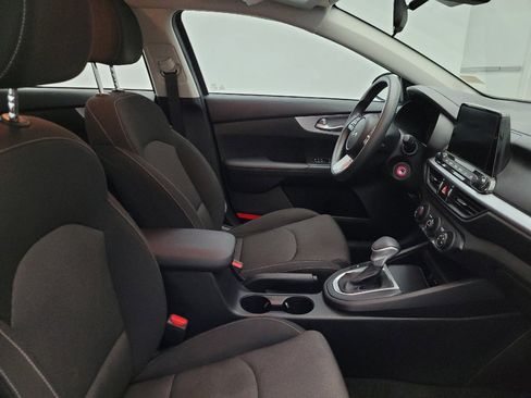 Used 2023 Kia Forte LXS FWD image 21
