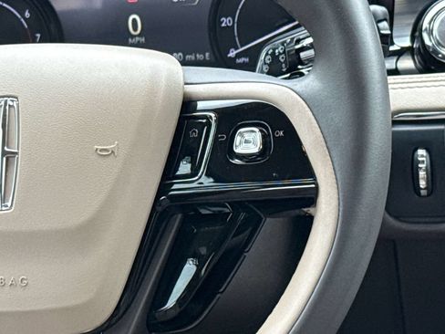 Certified 2022 Lincoln Corsair FWD image 21