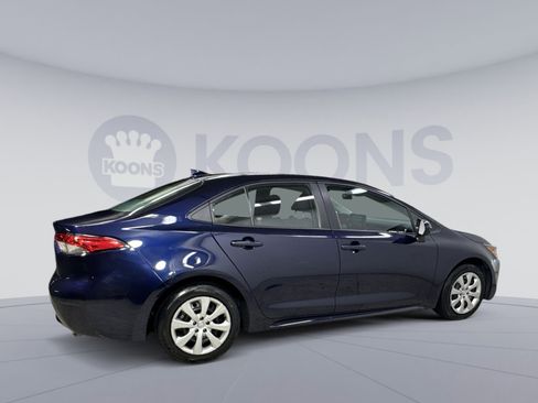 Used 2022 Toyota Corolla LE image 13