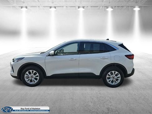 Used 2023 Ford Escape Active w/ Tech Pack #2 image 8