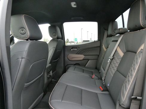 Certified 2024 GMC Canyon Denali image 18