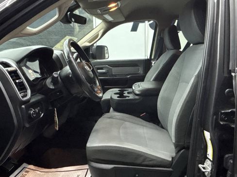 Used 2019 RAM 2500 Big Horn RWD image 19