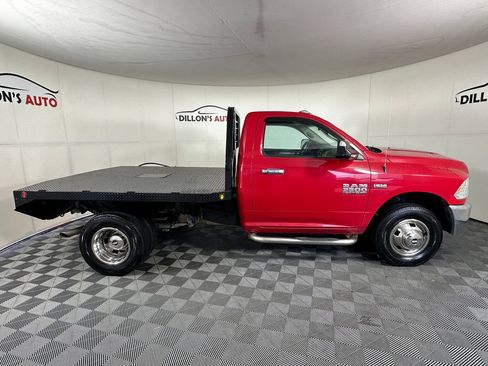 Used 2018 RAM 3500 Tradesman w/ Chrome Appearance Group RWD image 8