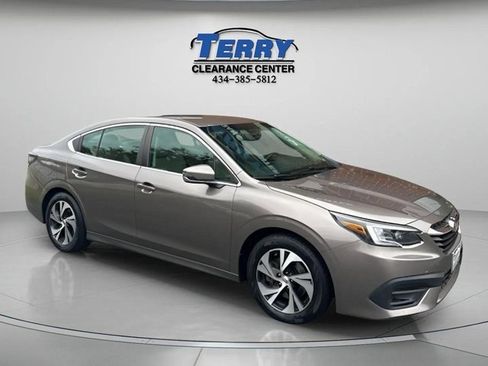 Used 2022 Subaru Legacy Premium image 2