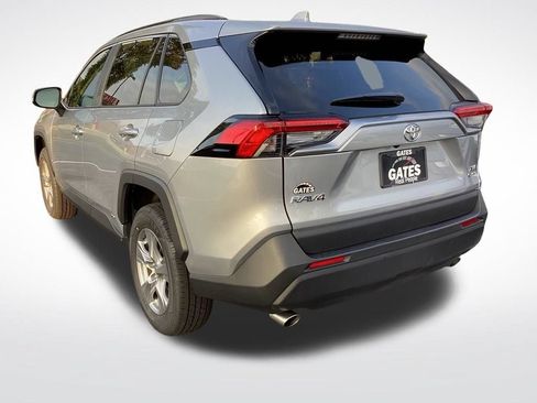 Used 2025 Toyota RAV4 XLE AWD/4WD image 7