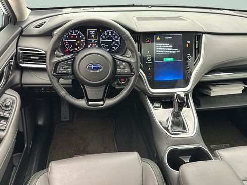 Used 2025 Subaru Outback Onyx Edition AWD/4WD image 10