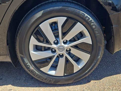 Certified 2025 Nissan Altima 2.5 S FWD image 31