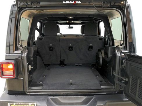 Used 2021 Jeep Wrangler Unlimited Sahara w/ Uconnect 4C Nav & Sound Group image 35