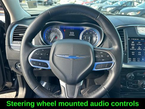 Used 2021 Chrysler 300 Touring w/ Sport Appearance Package RWD image 17