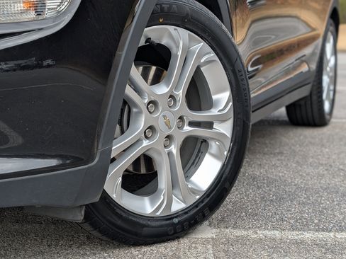 Used 2018 Chevrolet Bolt LT image 31