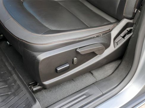 Used 2022 GMC Canyon AT4 image 11