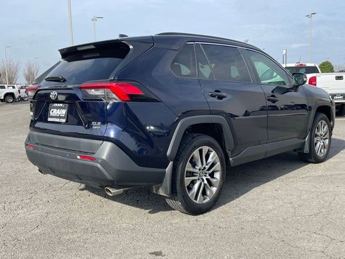 Used 2019 Toyota RAV4 XLE Premium w/ Advanced Technology Package image 8