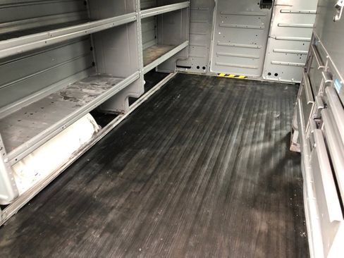 Used 2016 GMC Savana 3500 image 20