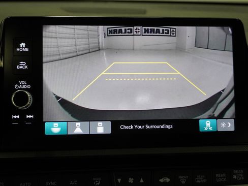 Used 2025 Honda Odyssey Sport-L image 29