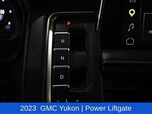 Used 2023 GMC Yukon SLT w/ SLT Premium Package AWD/4WD image 24