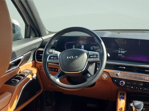 Used 2024 Kia Telluride EX X-Line image 18