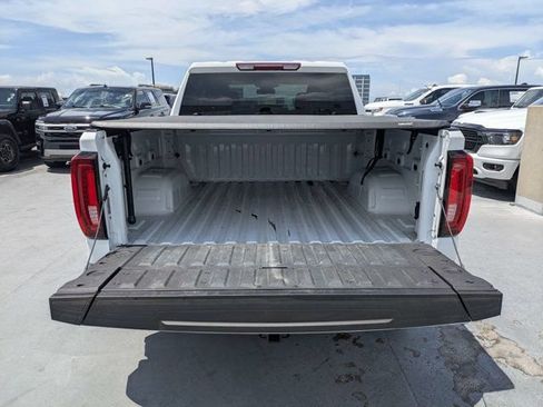 Used 2025 GMC Sierra 1500 SLT w/ SLT Convenience Package RWD image 12