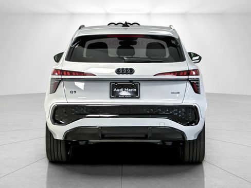 New 2026 Audi Q3 quattro 2.0T AWD/4WD image 4